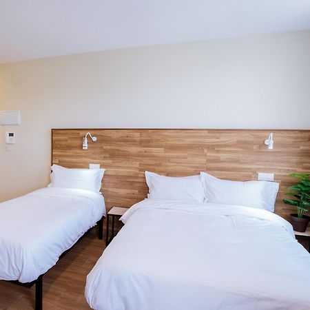 Apartahotel Golden Alcala 알칼라데에나레스 외부 사진