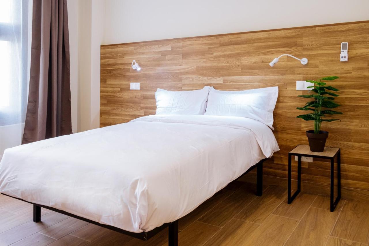 Apartahotel Golden Alcala 알칼라데에나레스 외부 사진