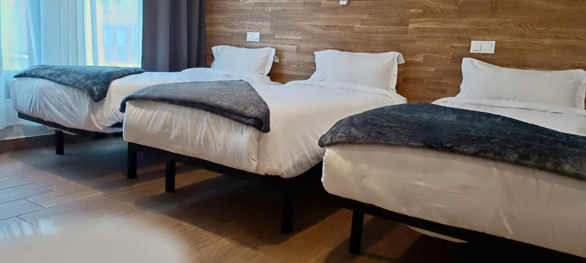 Apartahotel Golden Alcala 알칼라데에나레스 외부 사진