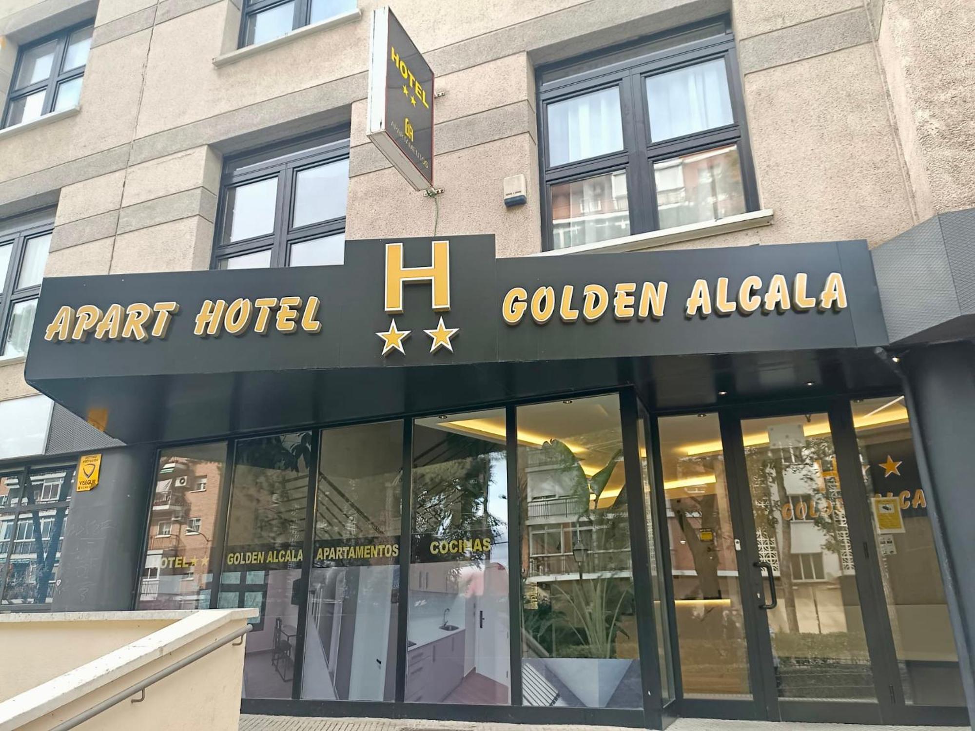 Apartahotel Golden Alcala 알칼라데에나레스 외부 사진