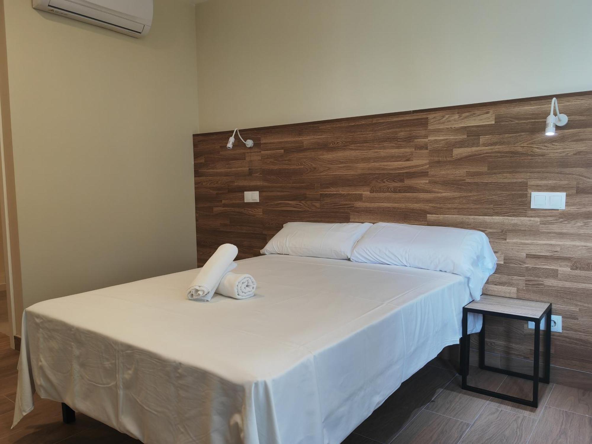 Apartahotel Golden Alcala 알칼라데에나레스 외부 사진
