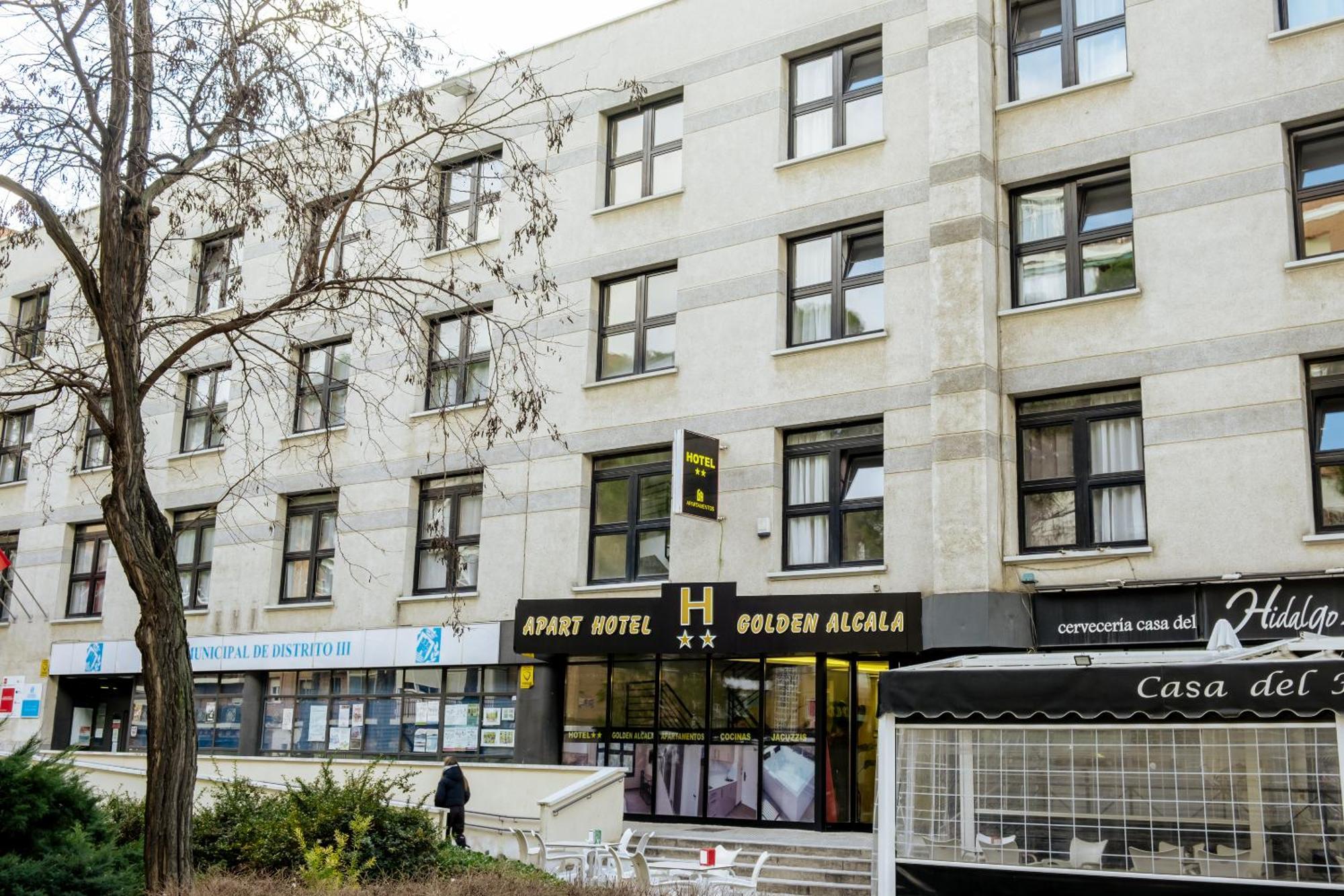 Apartahotel Golden Alcala 알칼라데에나레스 외부 사진